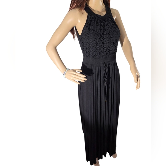 Dressbarn Black Crochet Floral Lace Halter Neck Drawstring Waist Maxi Dress 6 - Picture 4 of 12